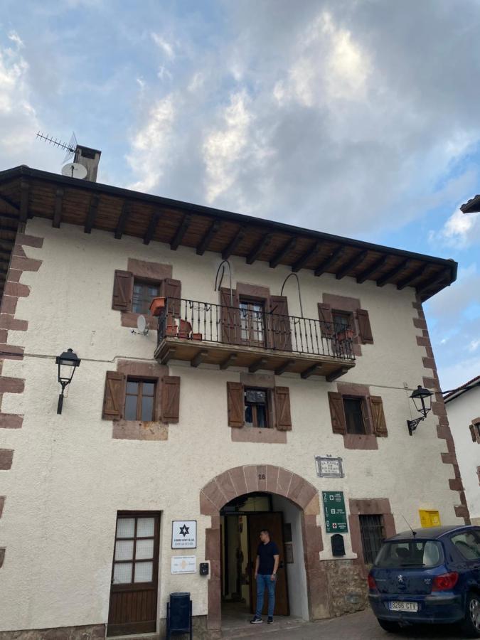Albergue Turistico De Eugi エクステリア 写真
